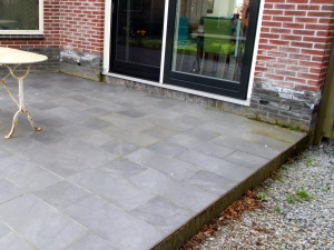 wateroverlast in de tuin en kruipruimte